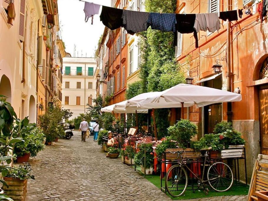 Trastevere Vatican Luxury 5 Stars Apartment Rom