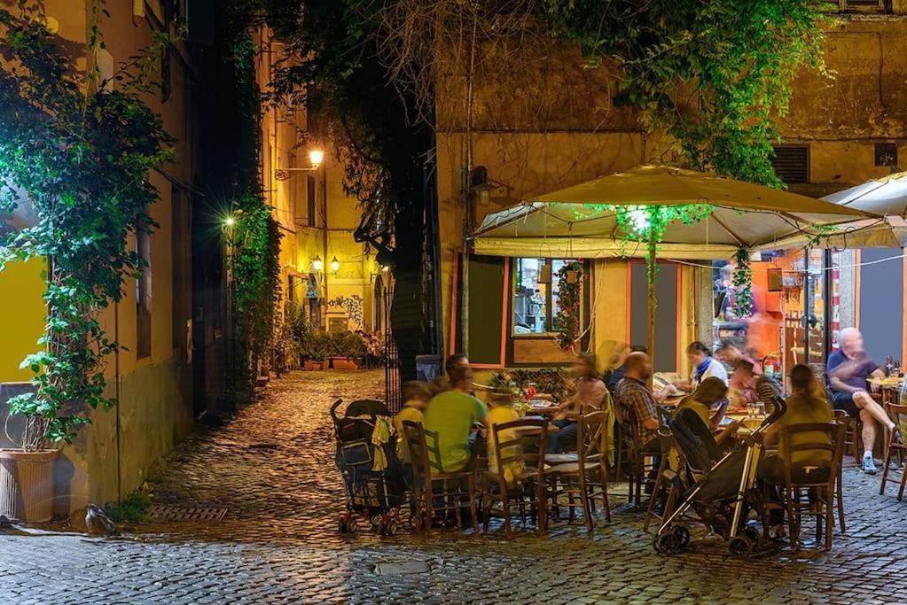 Trastevere Vatican Luxury 5 Stars Apartment Rom